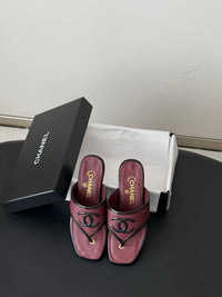 26B Thong Sandals