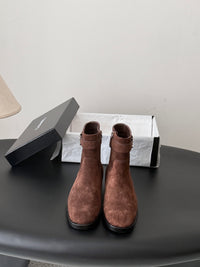 26K Suede Boots