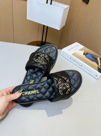 Logo Slide Mules