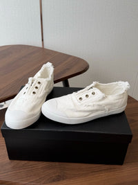 26S Slip-on Sneakers