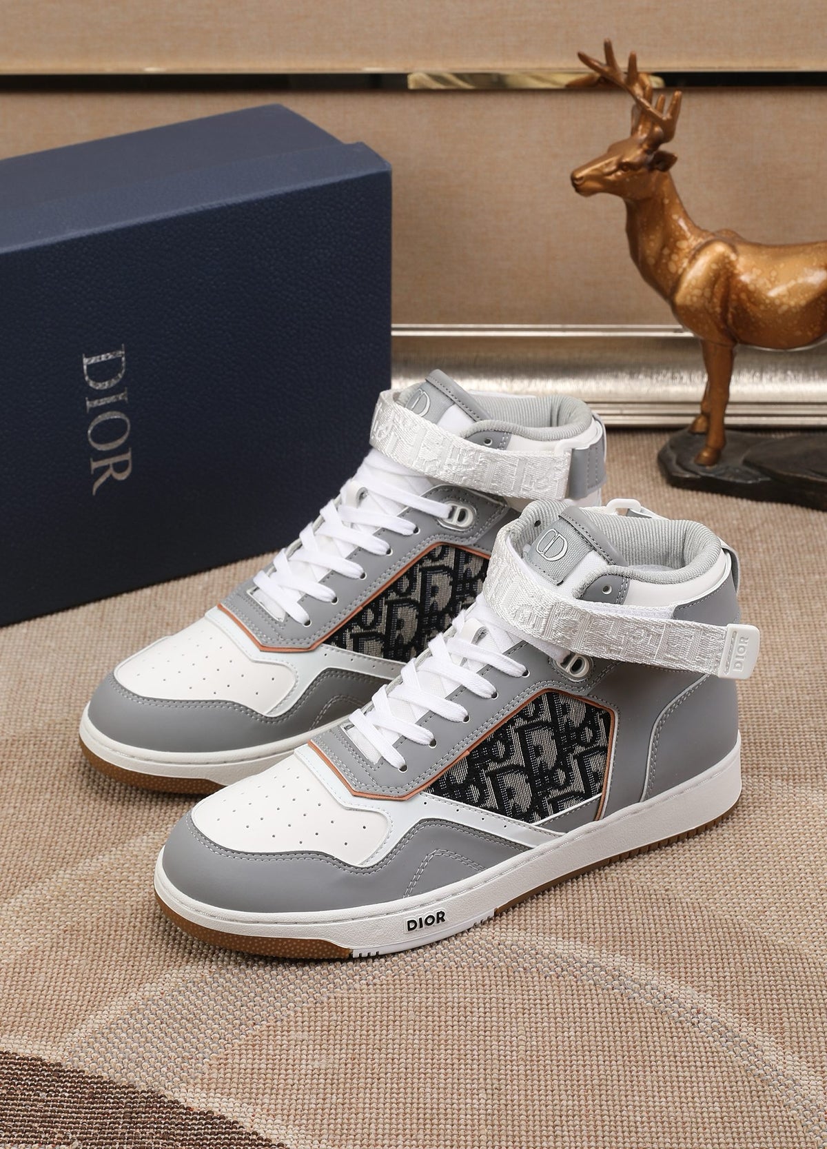 B27 High-Top Sneakers