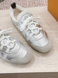 26S Sneakerina