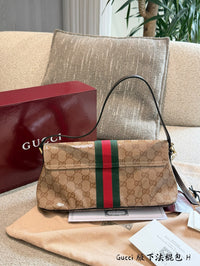Madison Shoulder Bag