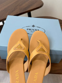 26S Leather Thong Sandals