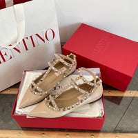 Garavani Rockstud Ballet Flats