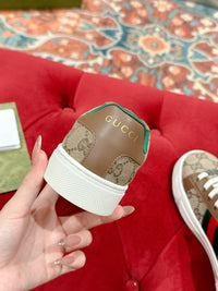 Low Top Sneakers