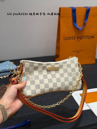 Pochette Liv