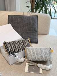 Montaigne Pouch Bag