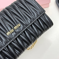 Matelassé Leather Wallet