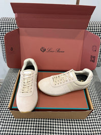 Fast Walk Sneakers