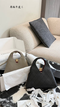 Métiers d'Art Quilted Triangle Shopping Bag