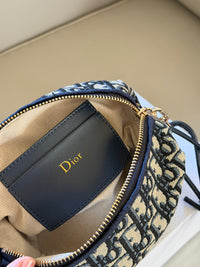 Bow Pouch