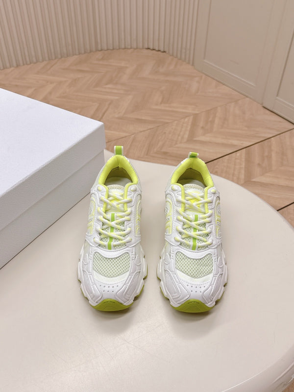 Wmns Chrono Sneakers