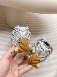 Orbit Sneakers