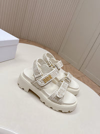 Dioract Platform Sandals
