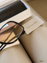 SoStellaire1 Oversized Sunglasses