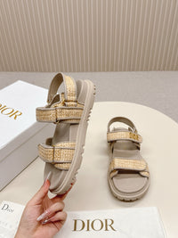 Dioract Sandals