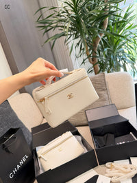 26P Vanity Bag