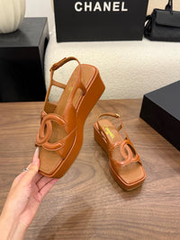 26S Platform Sandals