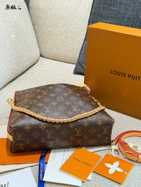Multipass Bag