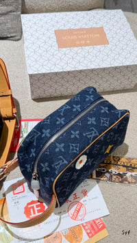 Vagabond Hobo Bag