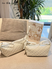 Groove Shoulder Bag