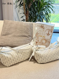 Groove Shoulder Bag