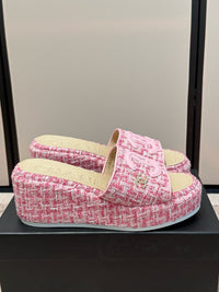26K Platform Slides