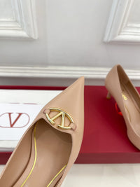 Garavani VLogo Pumps 6cm