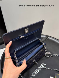 Wallet on Chain Dark Blue Denim