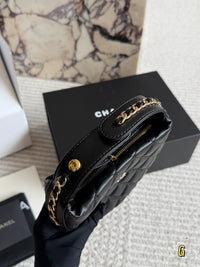 Halfmoon Bag