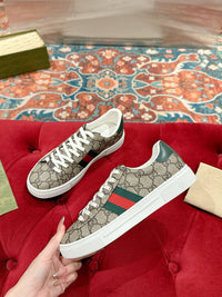 Low Top Sneakers