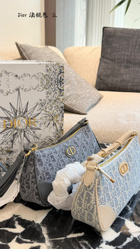 Montaigne Wanderlust Mini Bag