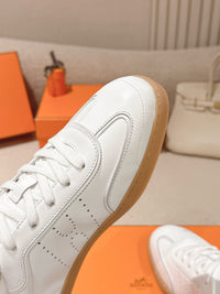 Boomerang Sneakers