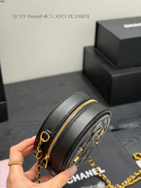 19B Round Clutch With Chain