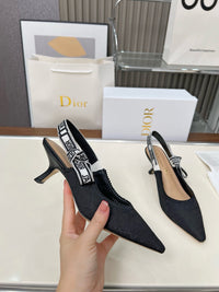 26S Slingback Pumps