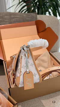 Diane Bag Monogram Pearly