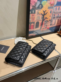 Wallet on Chain Lambskin Leather
