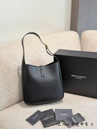 Le 37 Bucket Bag