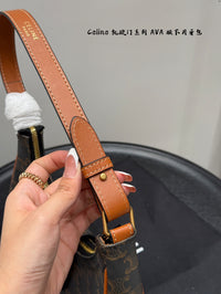 Ava Triomphe Bag