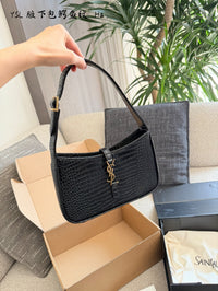 Le 5 à 7 Crocodile-effect Leather Shoulder Bag