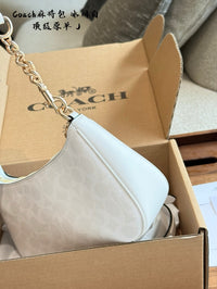 Teri Shoulder Bag