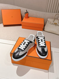 Boomerang Sneakers