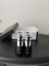26B Sock Boots