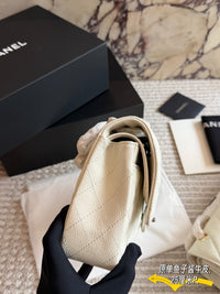 Classic Flap Bag Caviar Leather