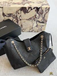 Braided Raffia Tote
