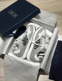 B27 Oblique Low-Top Sneakers