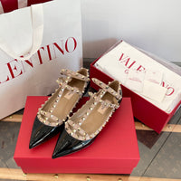 Garavani Rockstud Ballet Flats