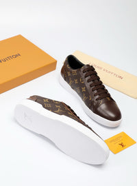 Low Top Sneakers