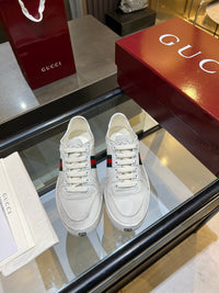 Stretch Low Top Trainers